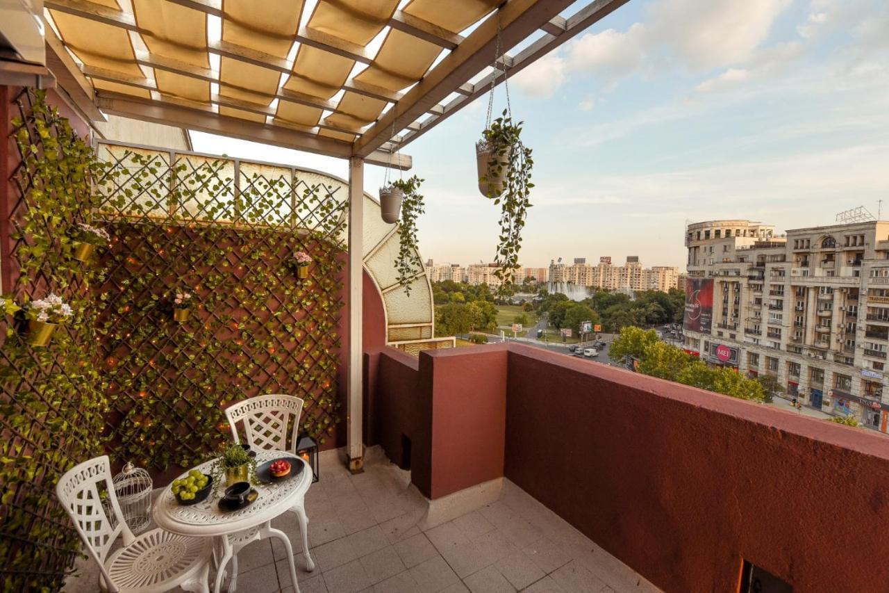 Baroque Splendor: Breathtaking Views & Design Lägenhet Bukarest Exteriör bild